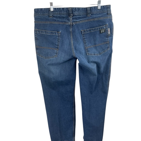 Wolverine Men's Cat 2 APTU 13 Flame Resistant Jeans 38X30 Blue Wash - Picture 2 of 9